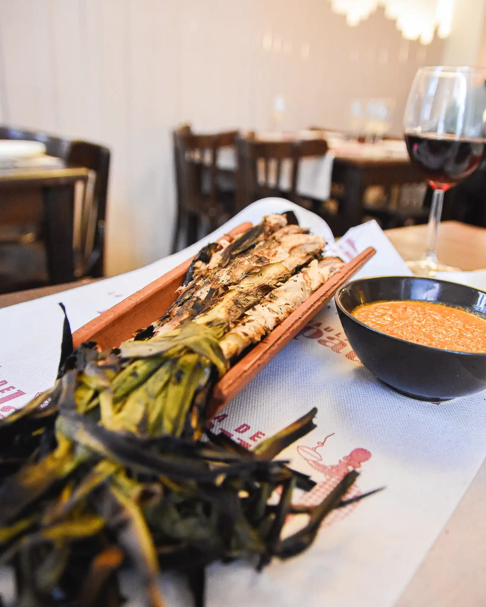 Calçots a la brasa en Valencia.
